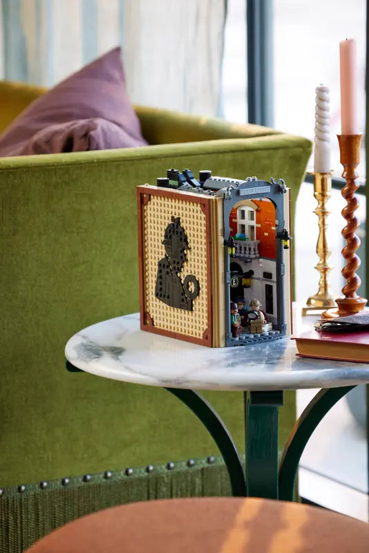 LEGO Sherlock Holmes: Book Nook