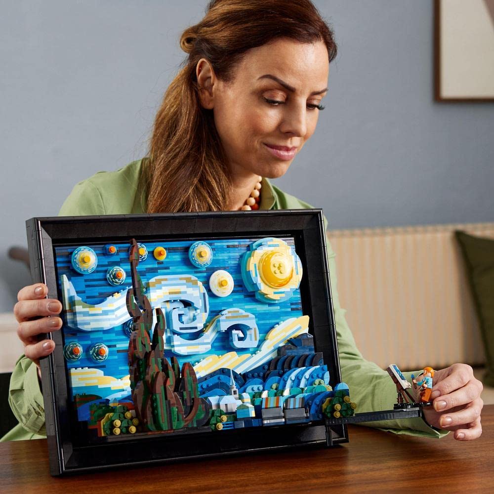 LEGO Vincent Van Gogh – The Starry Night