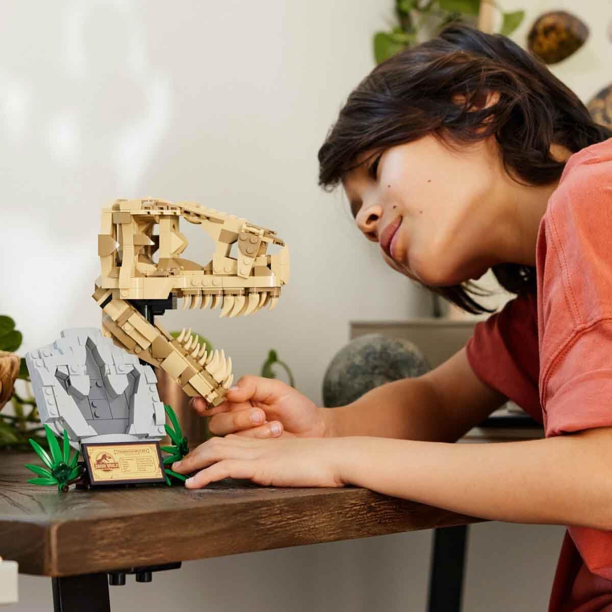 LEGO Jurassic World Dinosaur Fossils: T. rex Skull