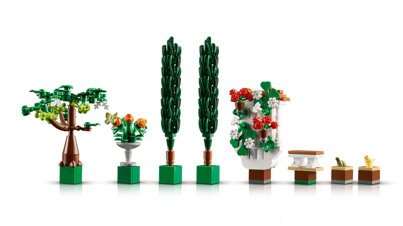 LEGO Fountain Garden