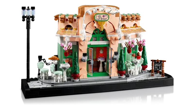 LEGO French Café Paris
