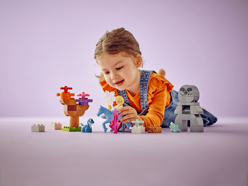 LEGO Elsa & Bruni In The Enchanted Forest
