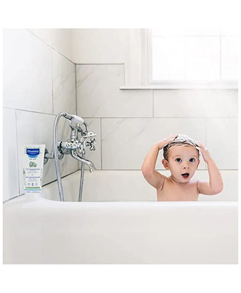 Mustela 2 in 1 Cleansing Gel - 200 ml