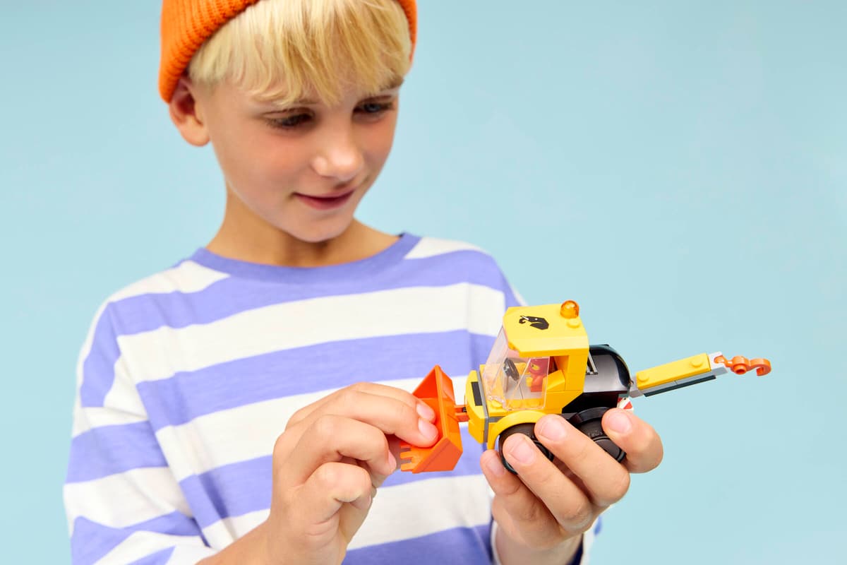 LEGO City Rides Construction Loader