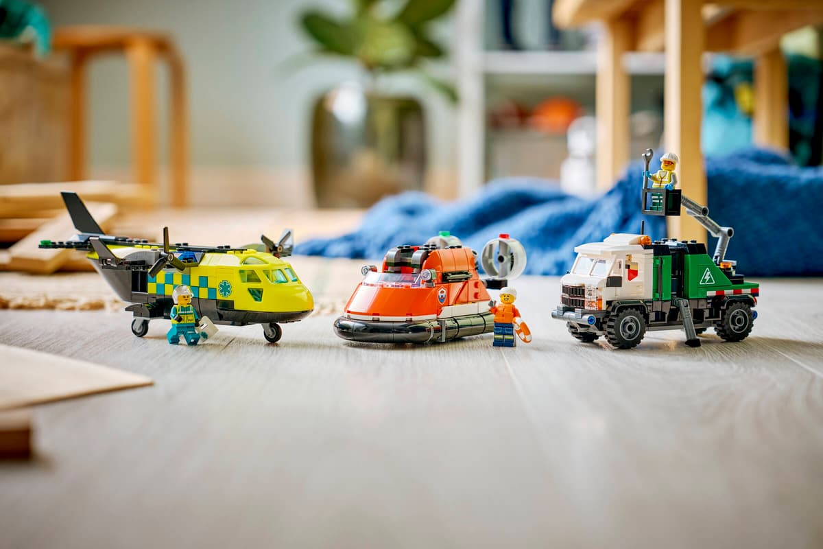 LEGO City Airplane, Service Truck & Hovercraft Remix
