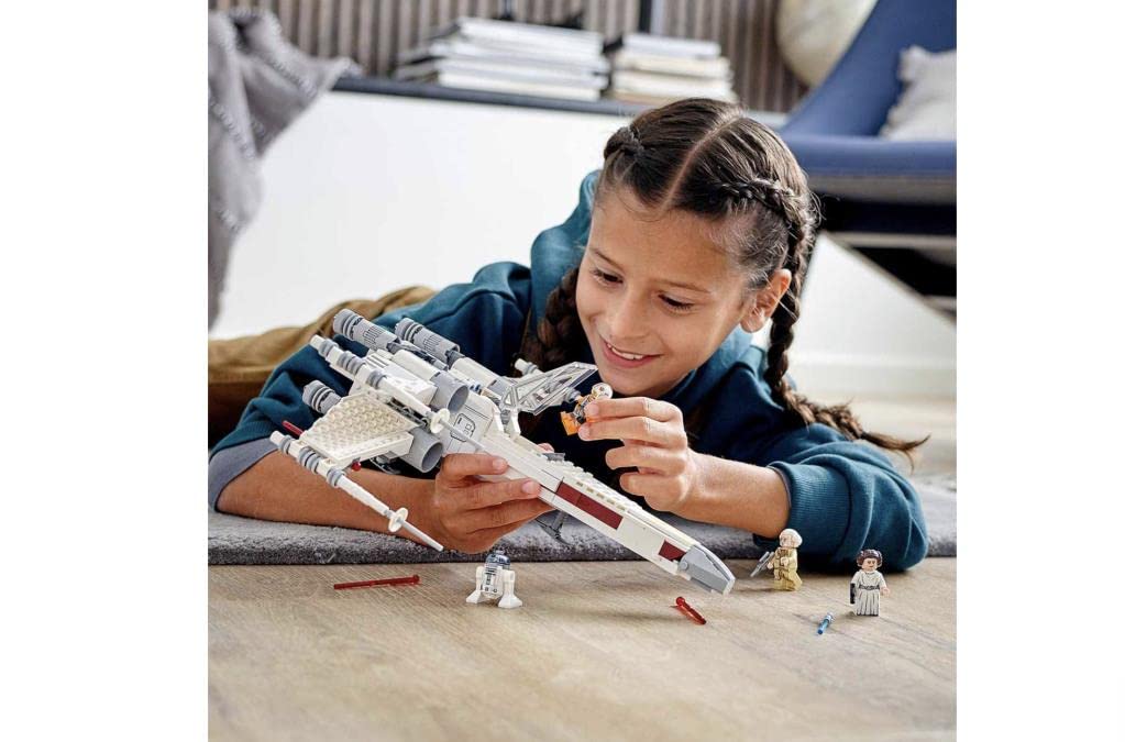 LEGO Star Wars Luke Skywalker’s X-Wing Fighter