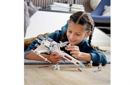 LEGO Star Wars Luke Skywalker’s X-Wing Fighter