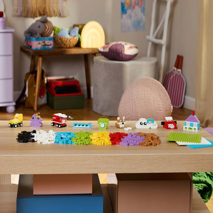 LEGO Creative Build and Play Box