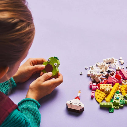 LEGO Classic Creative Food Friends