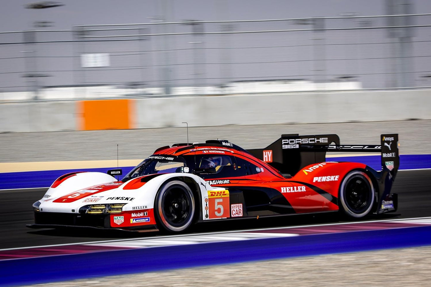 Bburago 1/43 - Porsche 963 2024 Racing Collection Champion Le Mans 24h of Daytona