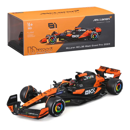Bburago 1/24 Scale McLaren MCL38 Oscar Piastri #81