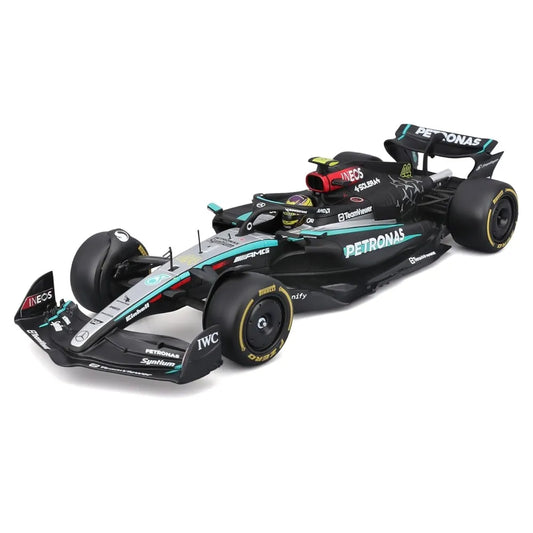 Bburago 1/24 Mercedes-AMG F1 W15 #44 Lewis Hamilton Diecast Model