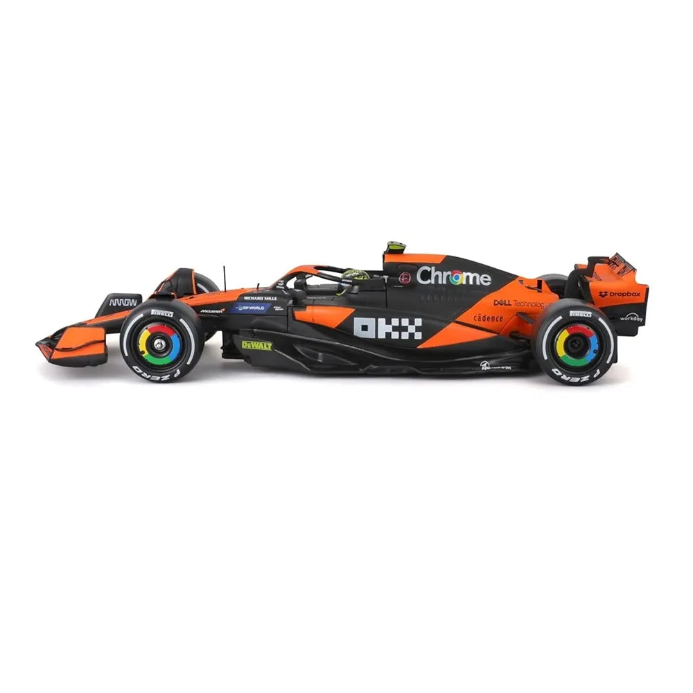 Bburago 1/24 Scale McLaren MCL38 Oscar Piastri #81
