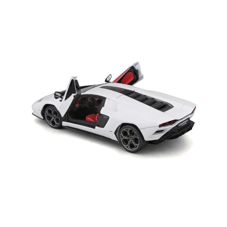 Maisto 1/24 Scale Lamborghini Countach LPI 800-4 Diecast Car Model White