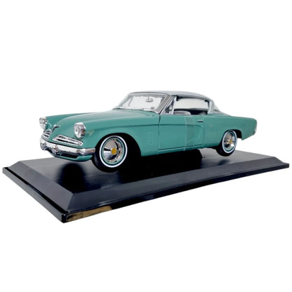 Maisto 1:18 Scale 1953 Studebaker Starliner Diecast Car Model