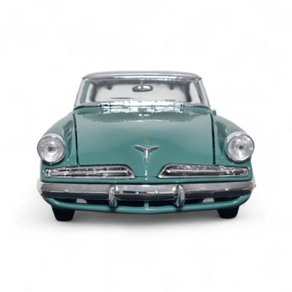 Maisto 1:18 Scale 1953 Studebaker Starliner Diecast Car Model